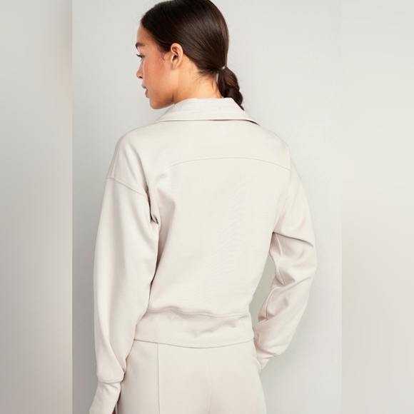 OLD NAVY, Dynamic Fleece 1/2-Zip Sweatshirt, Size Petite Medium - Picture 3 of 7